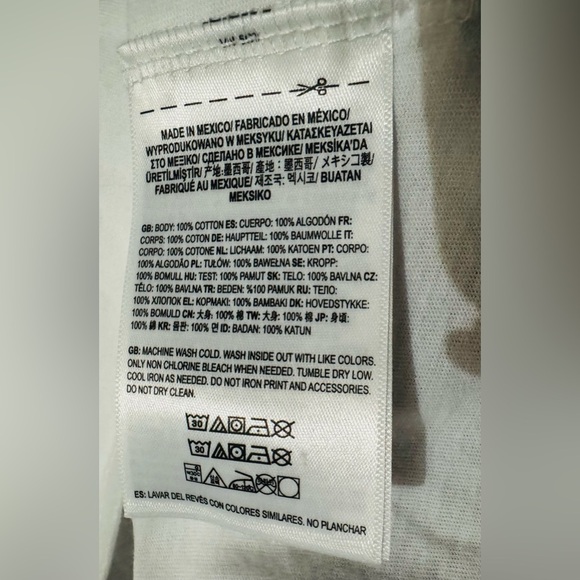 VANS Scripts Striped Cropped T-Shirt White Size Medium 100% Cotton NWOT - Picture 7 of 8